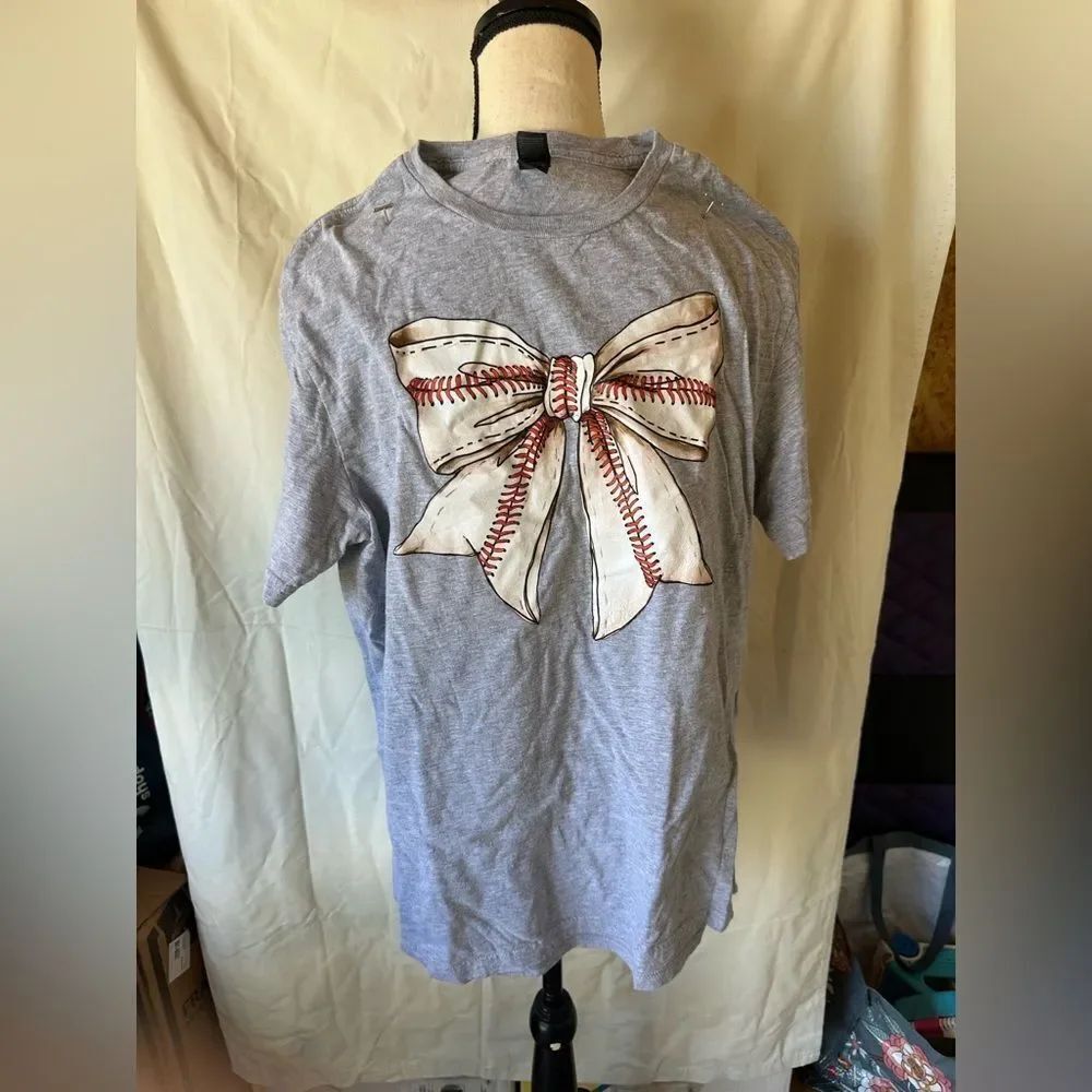 Gildan Gray Baseball Bow T-Shirt